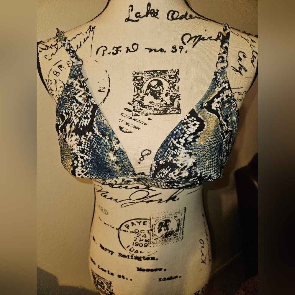 Shade & Shore Snake Print Bikini Top Size L